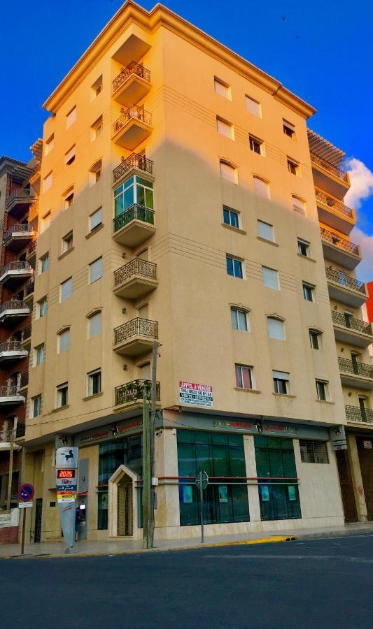 Sab 10 - Superb View Of The Hassan 2 Mosque. Comfortable Apartment In A Great Location. Casablanca Kültér fotó